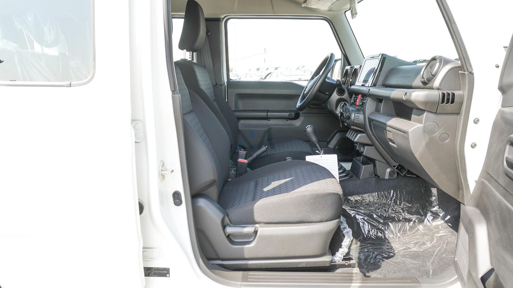 SUZUKI JIMNY 5Dr GL 5MT G26 (N-JIMY-5D-1.5-26) White-Black