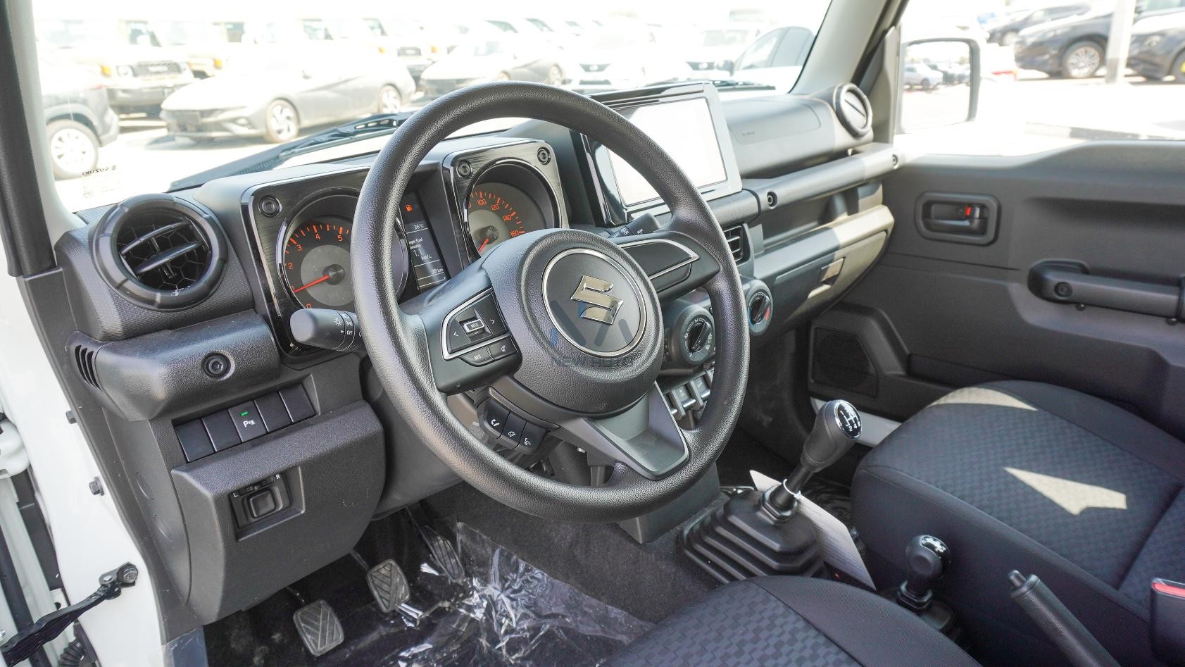 SUZUKI JIMNY 5Dr GL 5MT G26 (N-JIMY-5D-1.5-26) White-Black