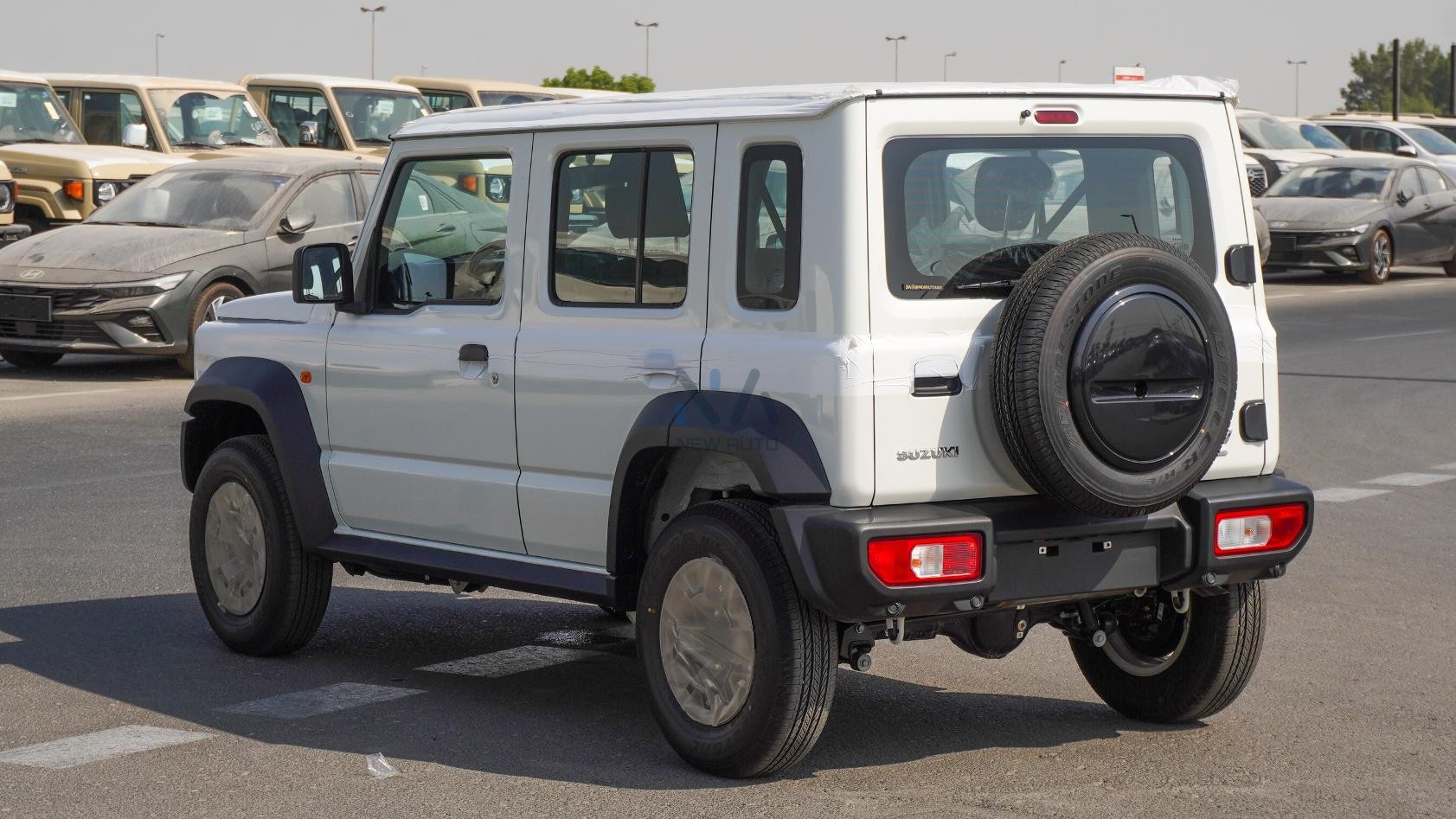 SUZUKI JIMNY 5Dr GL 5MT G26 (N-JIMY-5D-1.5-26) White-Black