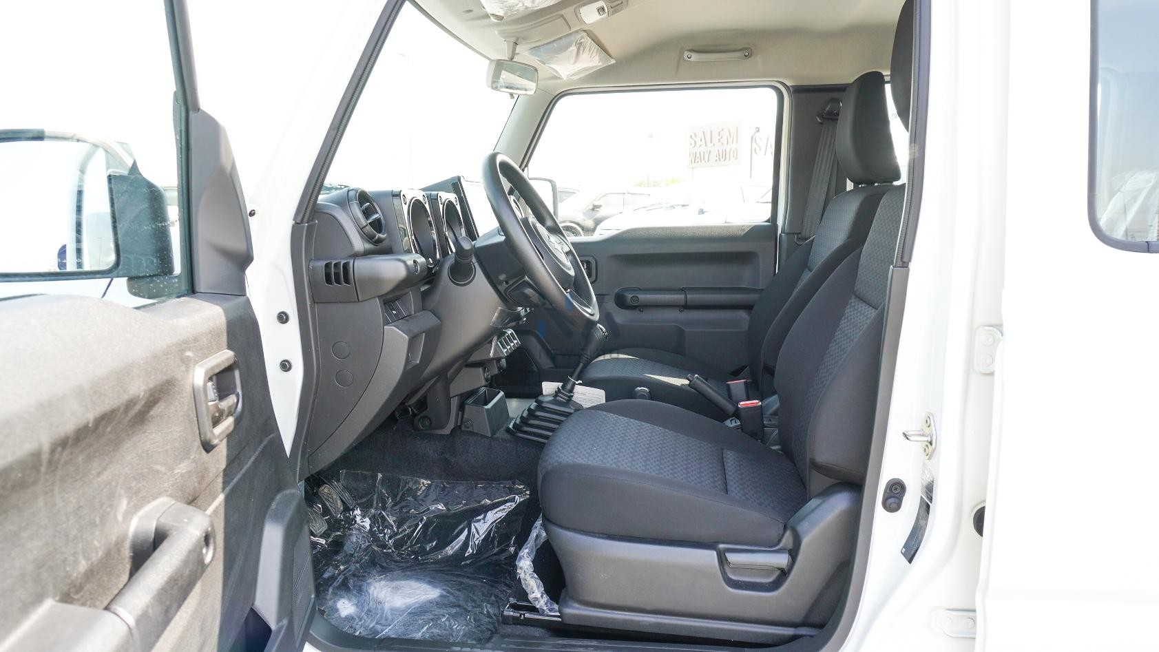 SUZUKI JIMNY 5Dr GL 5MT G26 (N-JIMY-5D-1.5-26) White-Black