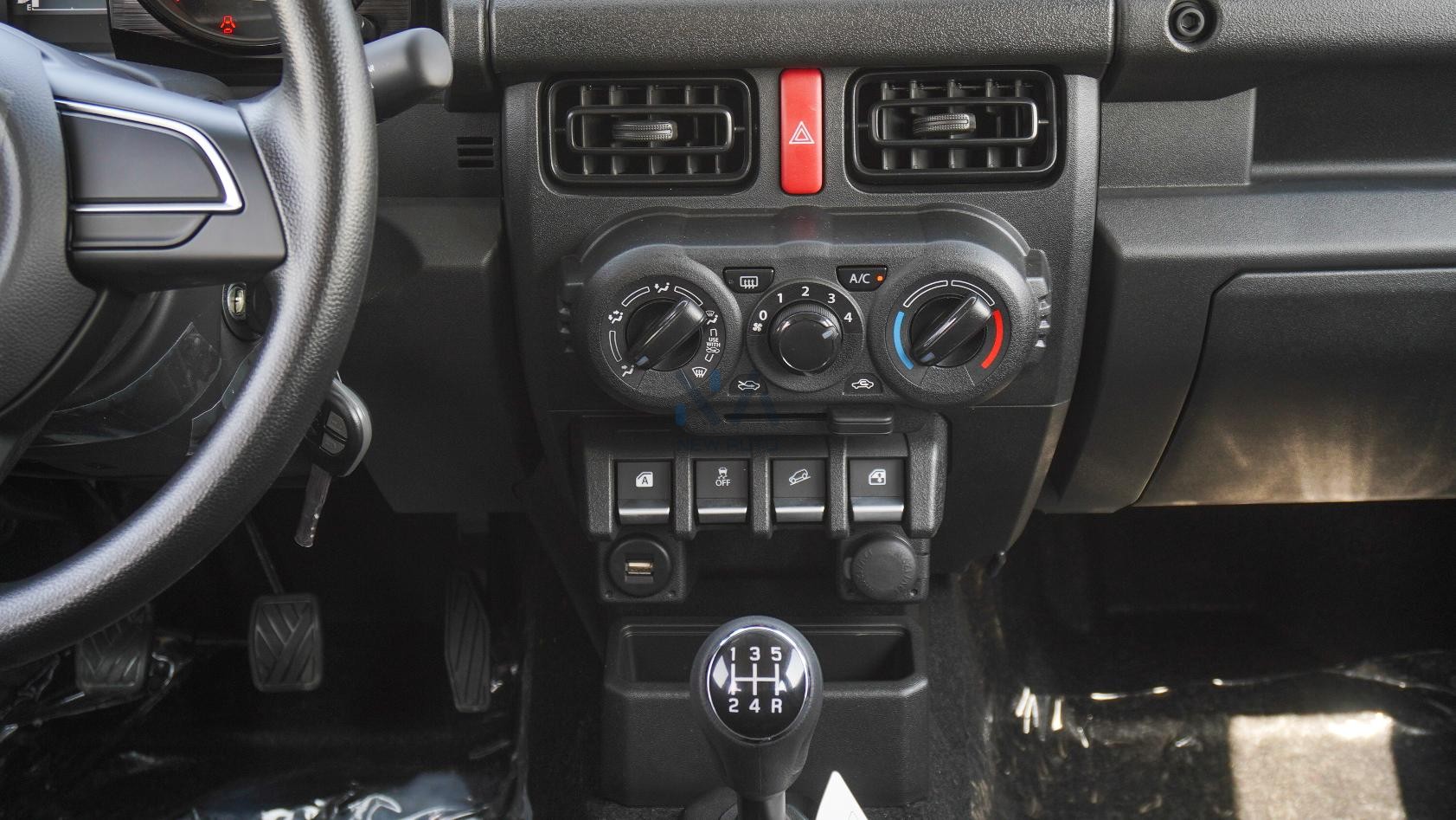 SUZUKI JIMNY 5Dr GL 5MT G26 (N-JIMY-5D-1.5-26) Silver-Black