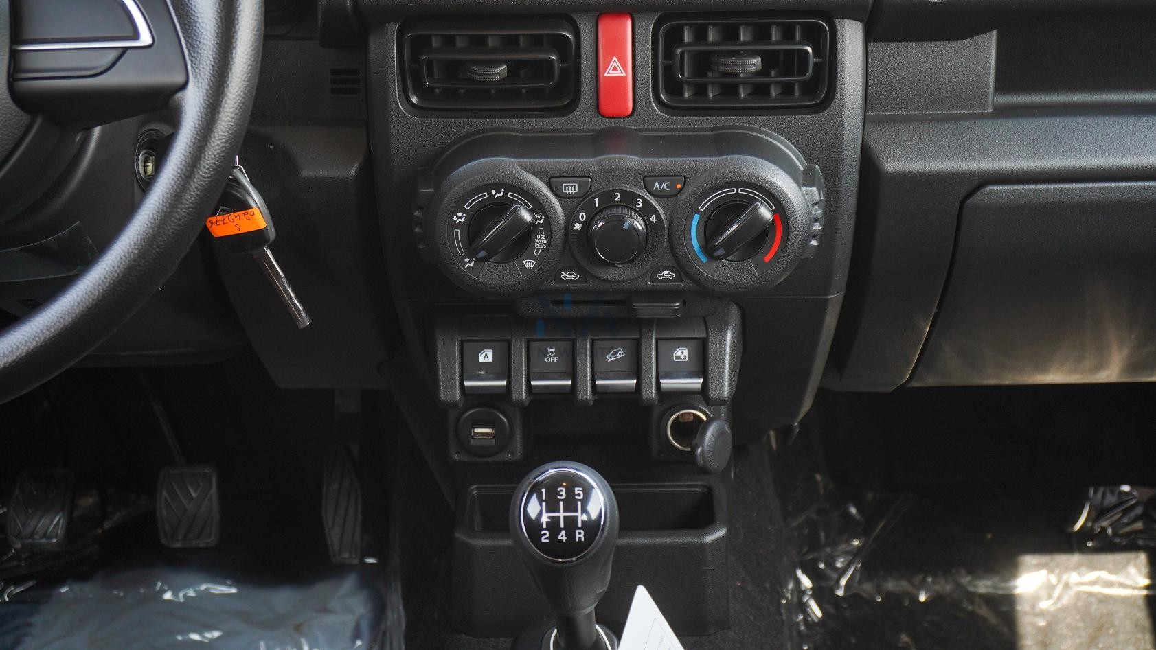 SUZUKI JIMNY 5Dr GL 5MT G26 (N-JIMY-5D-1.5-26) JungleGreen-Black