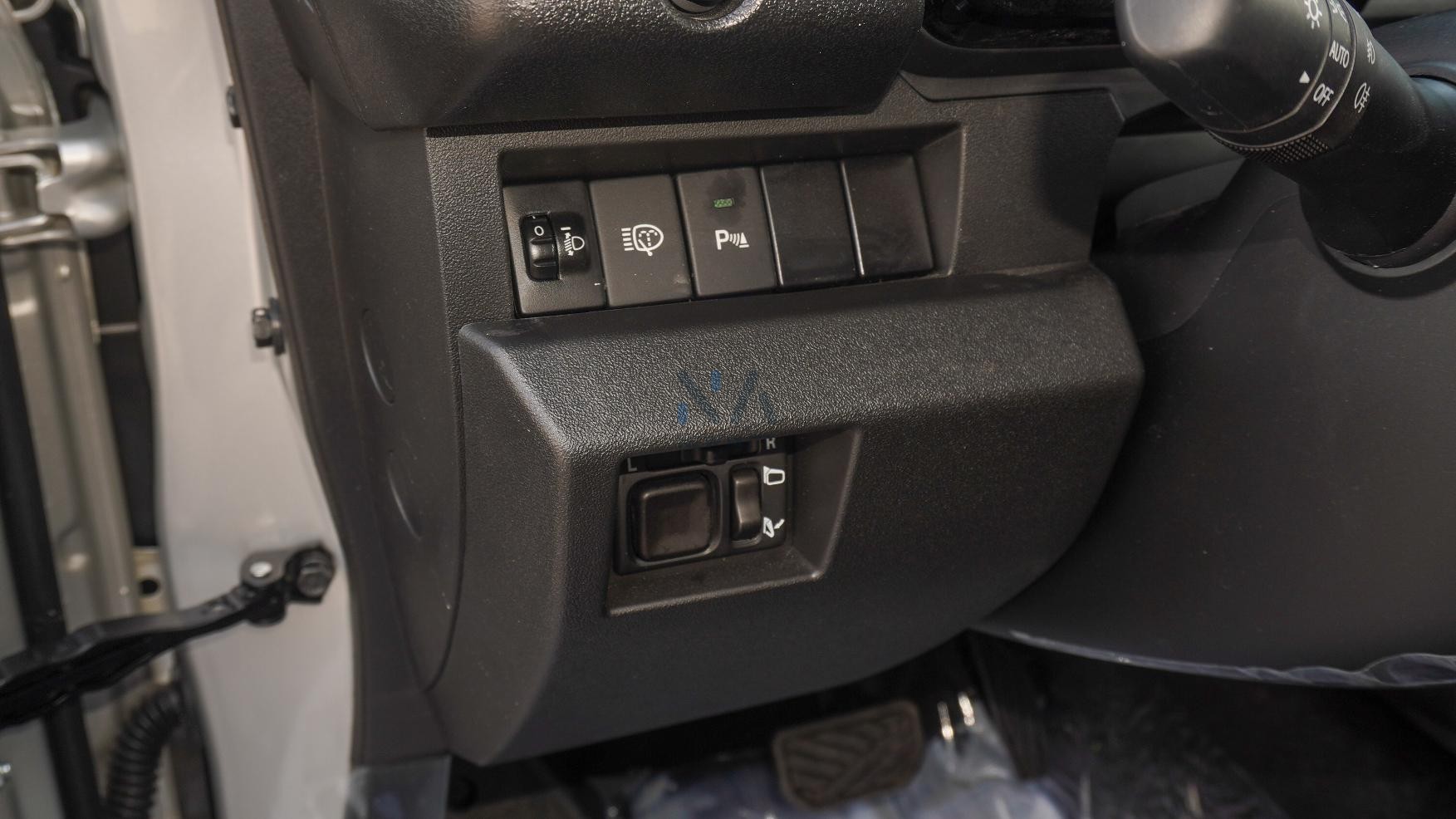 SUZUKI JIMNY (N-JIM-3D-1.5-26) Grey-Black 2026