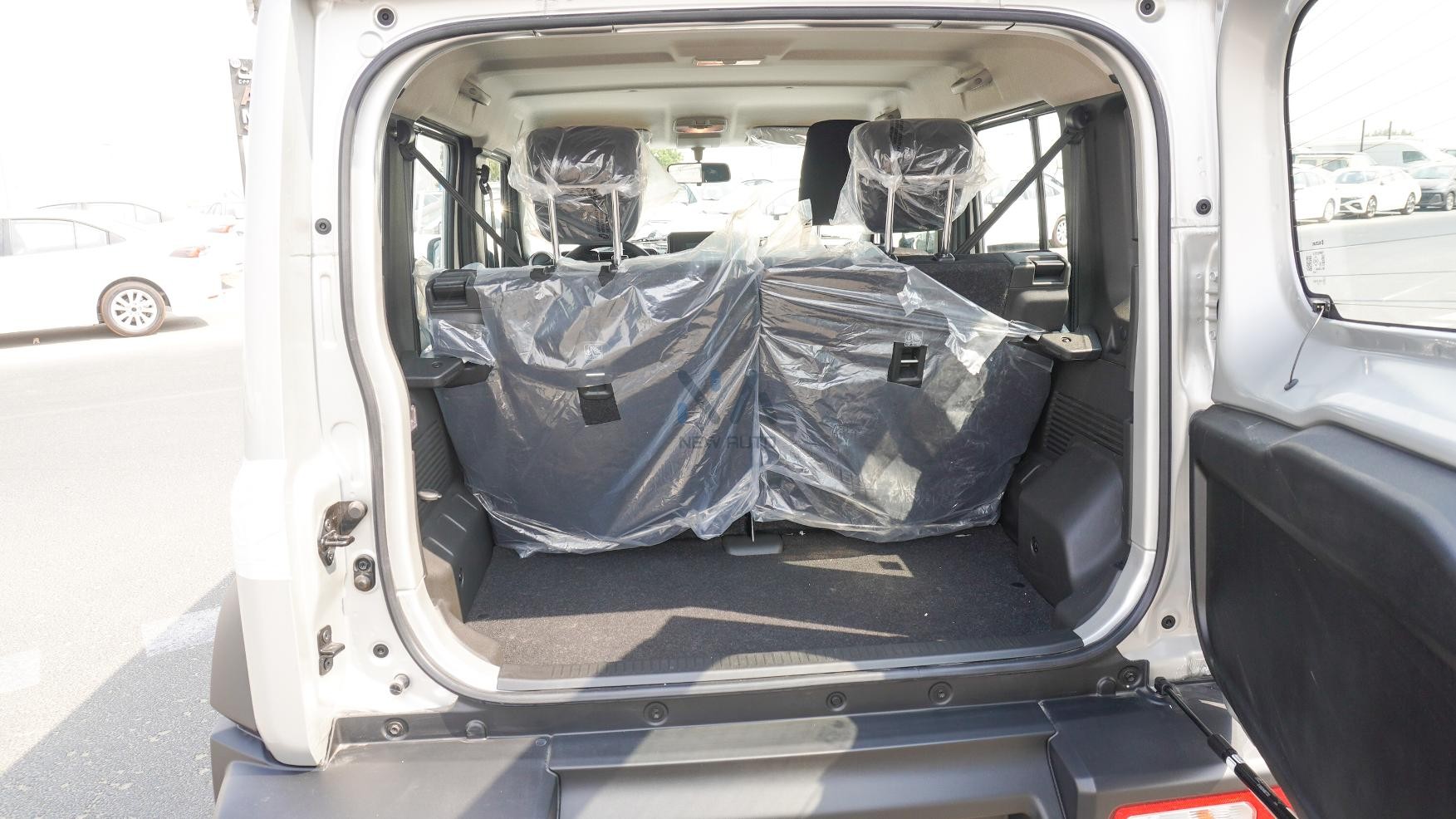 SUZUKI JIMNY (N-JIM-3D-1.5-26) Grey-Black 2026