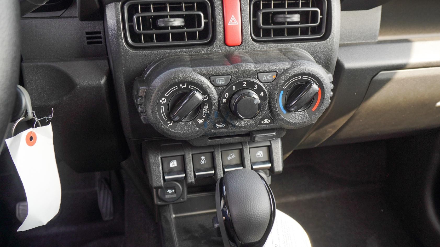 SUZUKI JIMNY (N-JIM-3D-1.5-26) Black-Black 2026