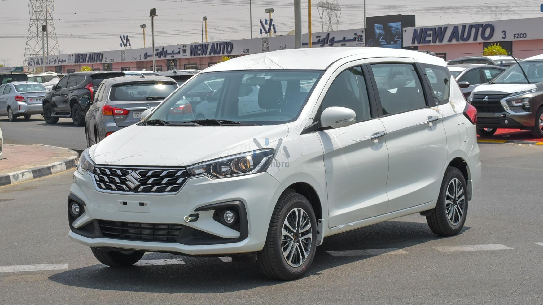 Suzuki Ertiga N-ERT15-P-GLX-25-1 White – Balck – 2025