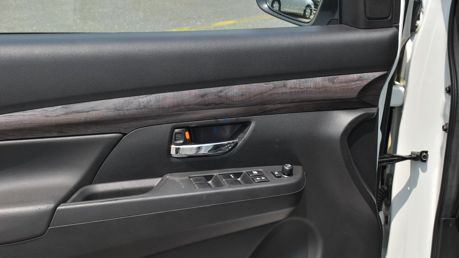 Suzuki Ertiga N-ERT15-P-GLX-25-1 White – Balck – 2025