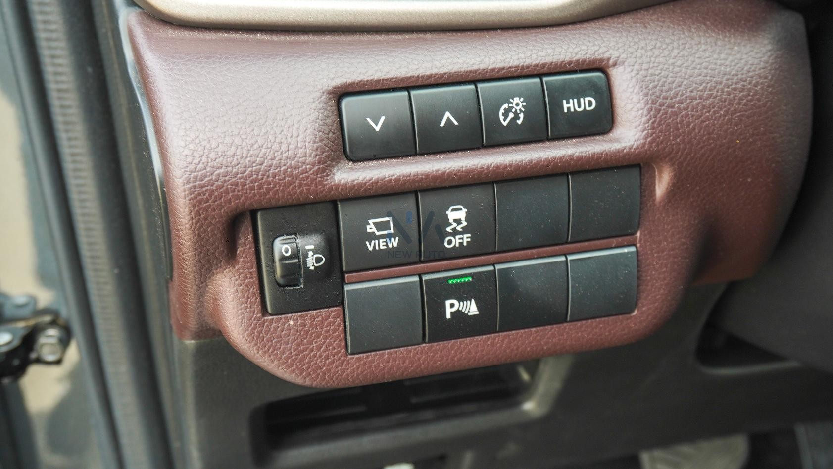 Suzuki Fronx(N-FRONX-1.5-P-25) Grey-Black 2025