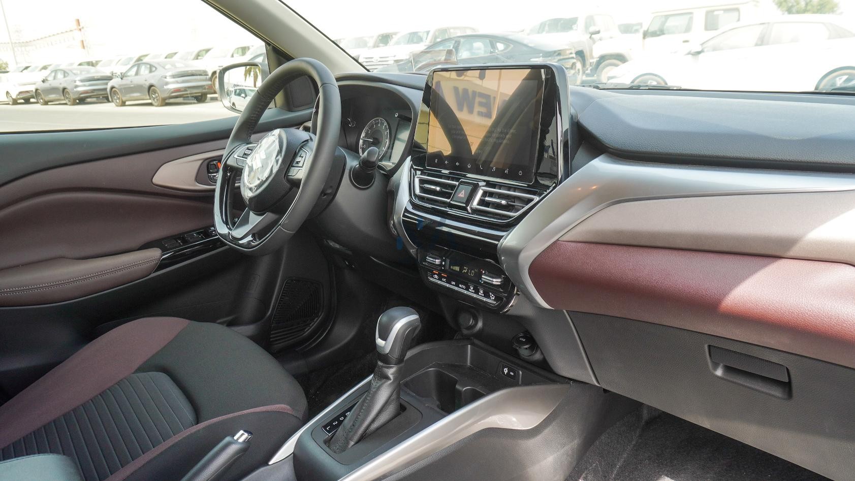 Suzuki Fronx(N-FRONX-1.5-P-25) Grey-Black 2025