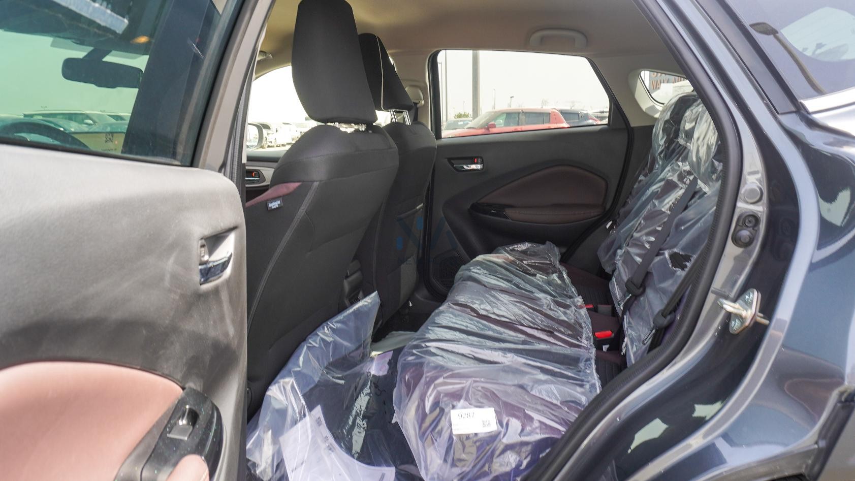 Suzuki Fronx(N-FRONX-1.5-P-25) Grey-Black 2025