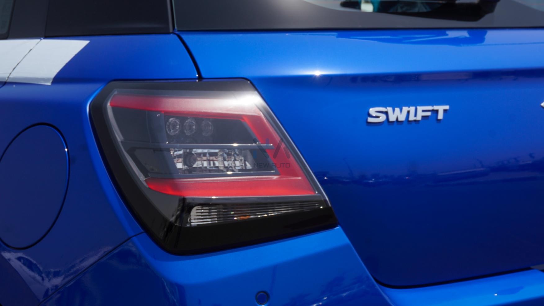 Suzuki Swift GLX (N-SWI12- P-26) Blue – Black 2026 (Dual Tone)