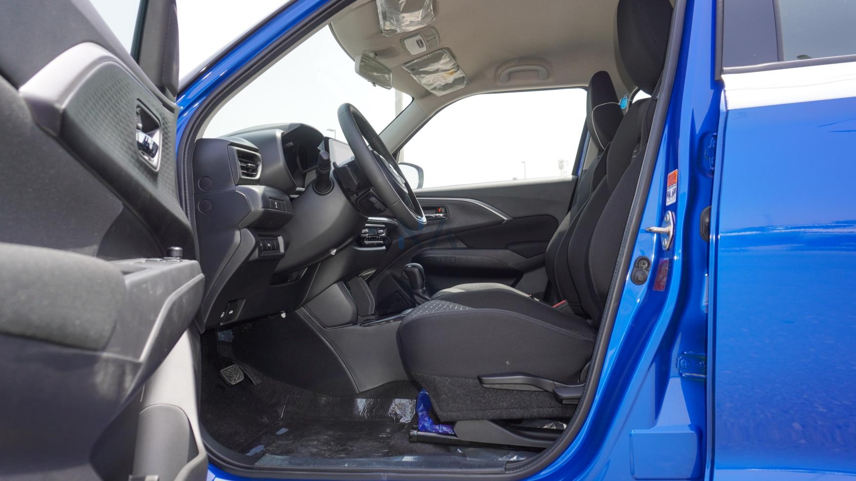 Suzuki Swift GLX (N-SWI12- P-26) Blue – Black 2026 (Dual Tone)