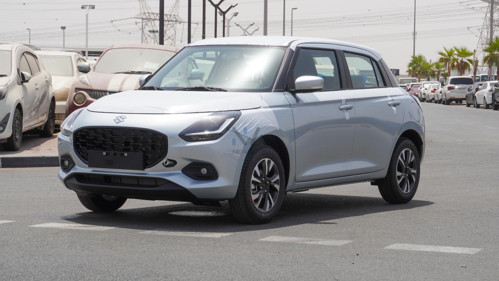 Suzuki Swift GLX (N-SWI12- P-26) Silver – Black 2026