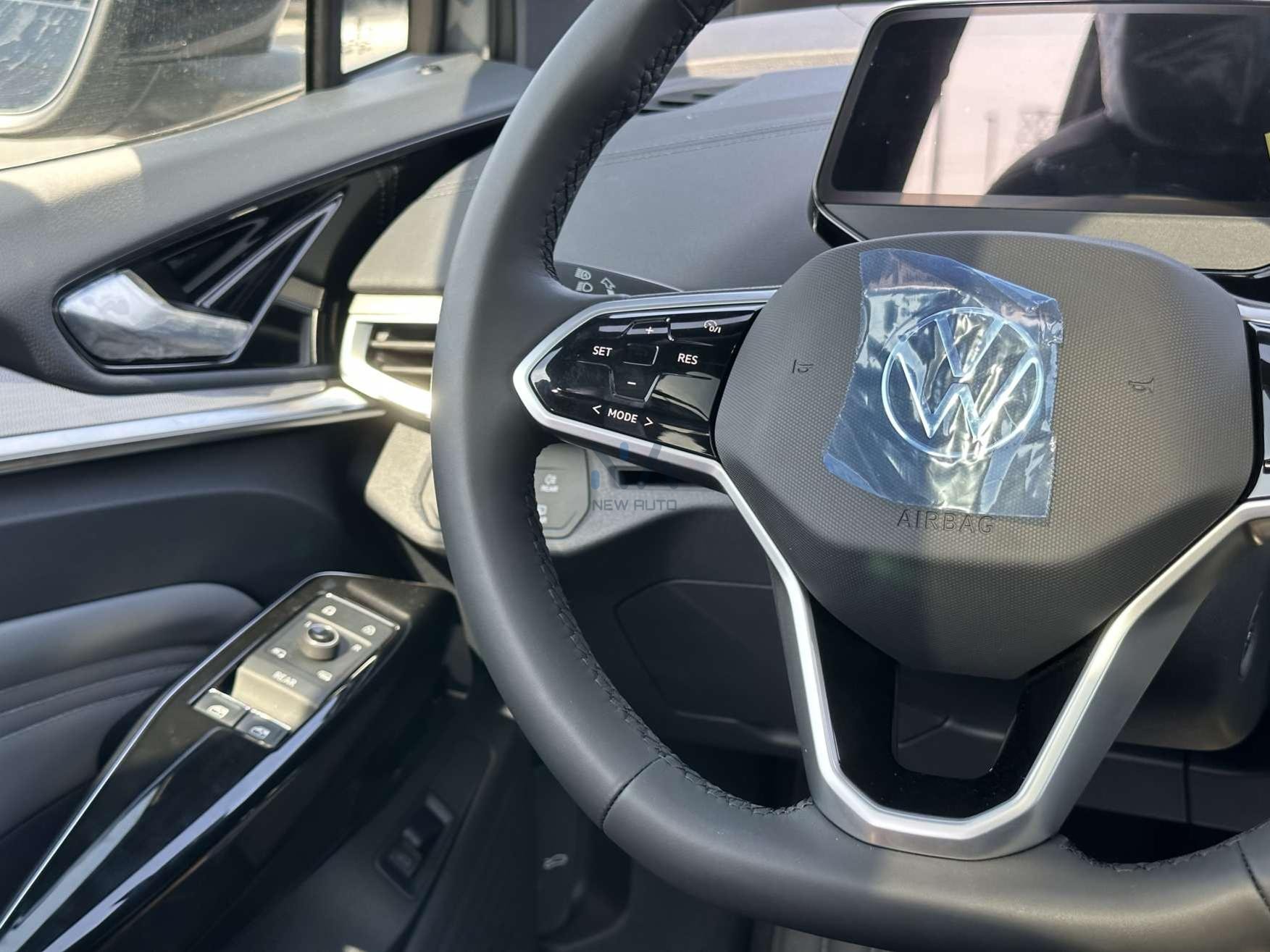 ID.4 Crozz LitePro (VW5) Grey-Black & Grey 2022