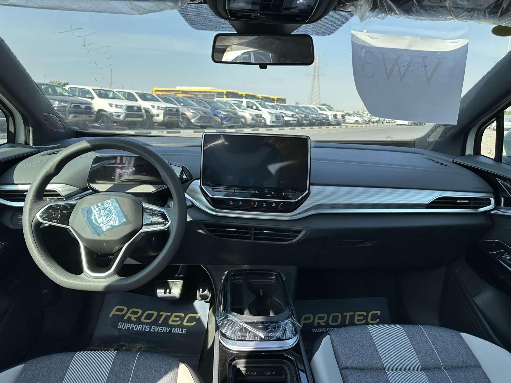 ID.4 Crozz Pure+ (VW3) White-Black & Grey 2022