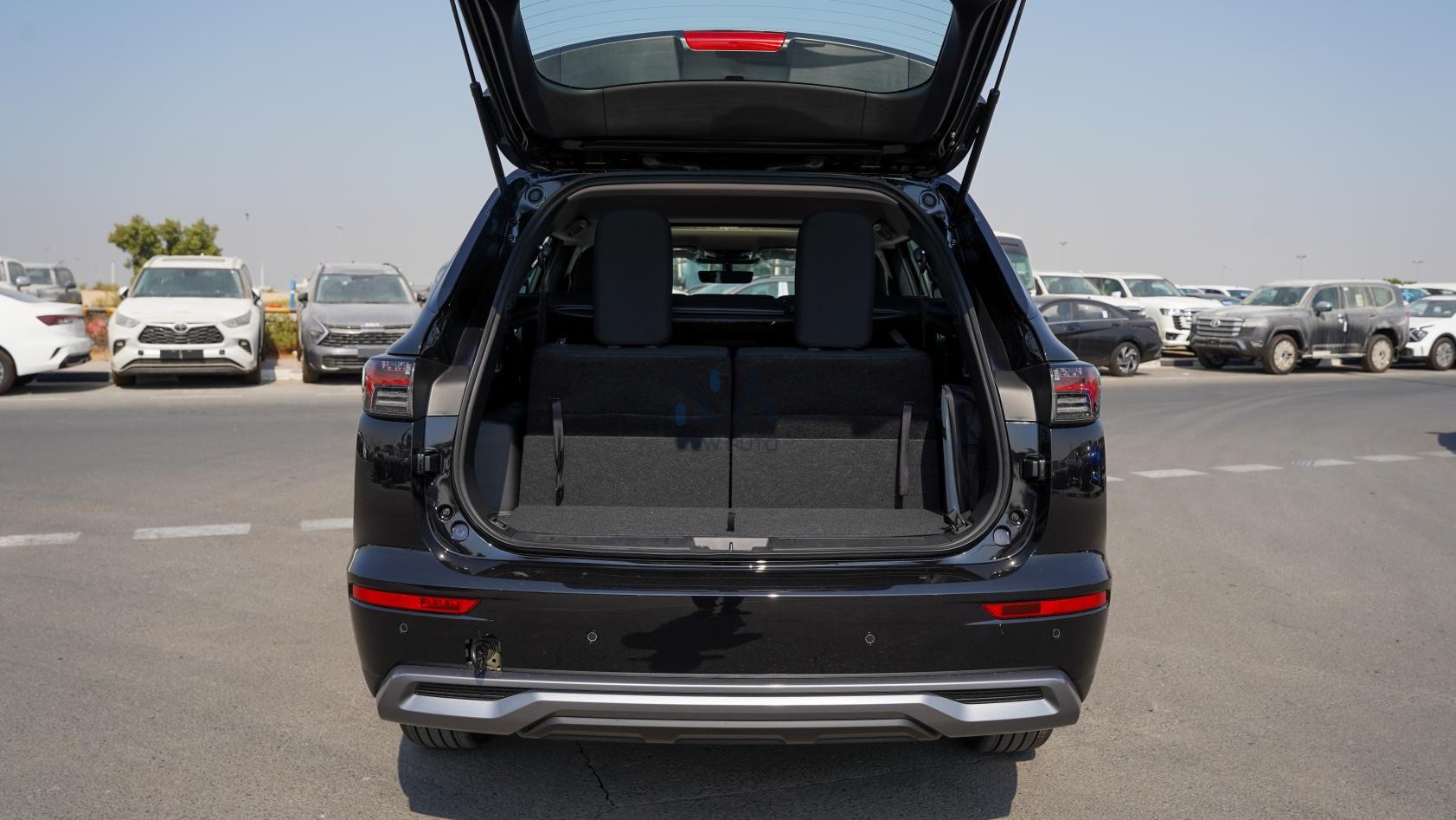 Mitsubishi Outlander High-Line (OUTLANDER-HL-2WD-26) Black-Black 2026