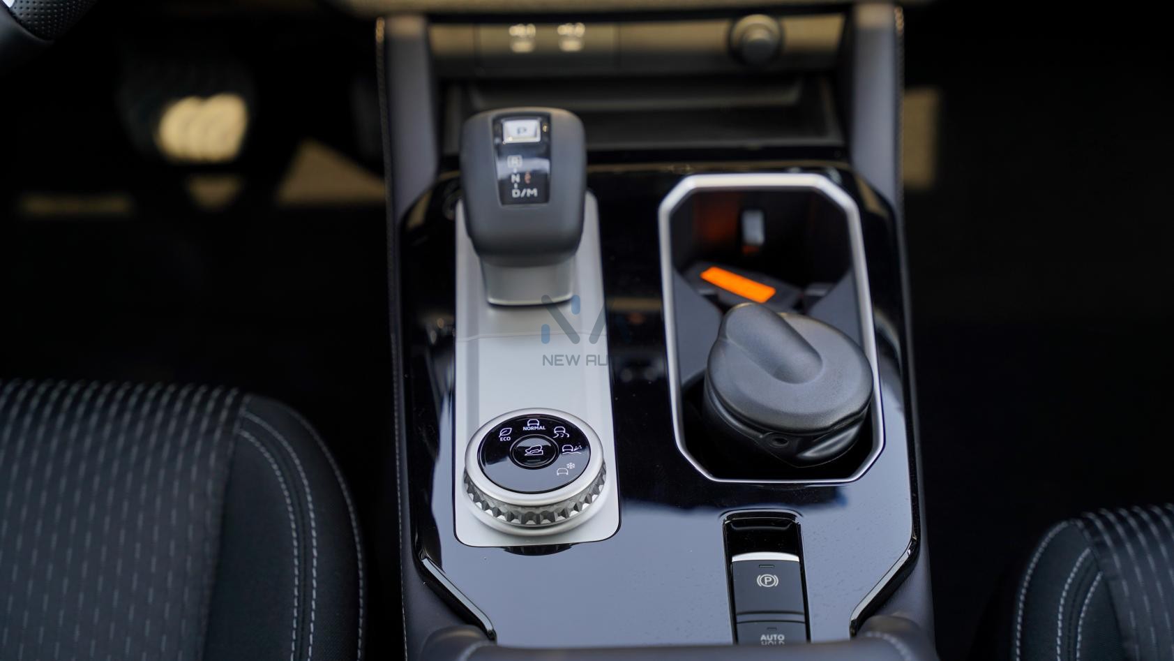 Mitsubishi Outlander High-Line Diamond Black – Black 2026 (G03)