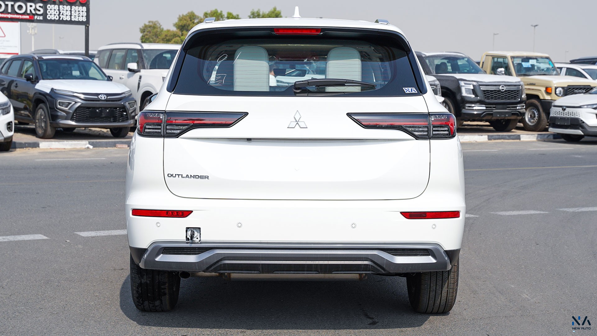 Mitsubishi Outlander High-Line (G03 Plus) Solid White – Grey 2026