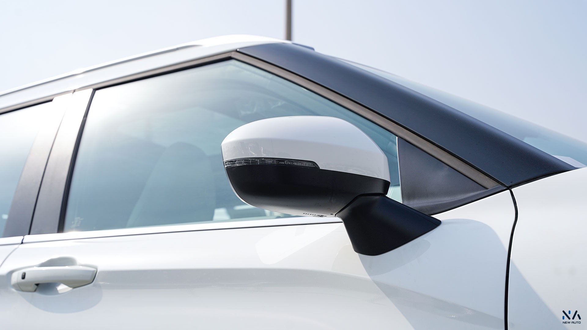 Mitsubishi Outlander High-Line (G03 Plus) Solid White – Grey 2026