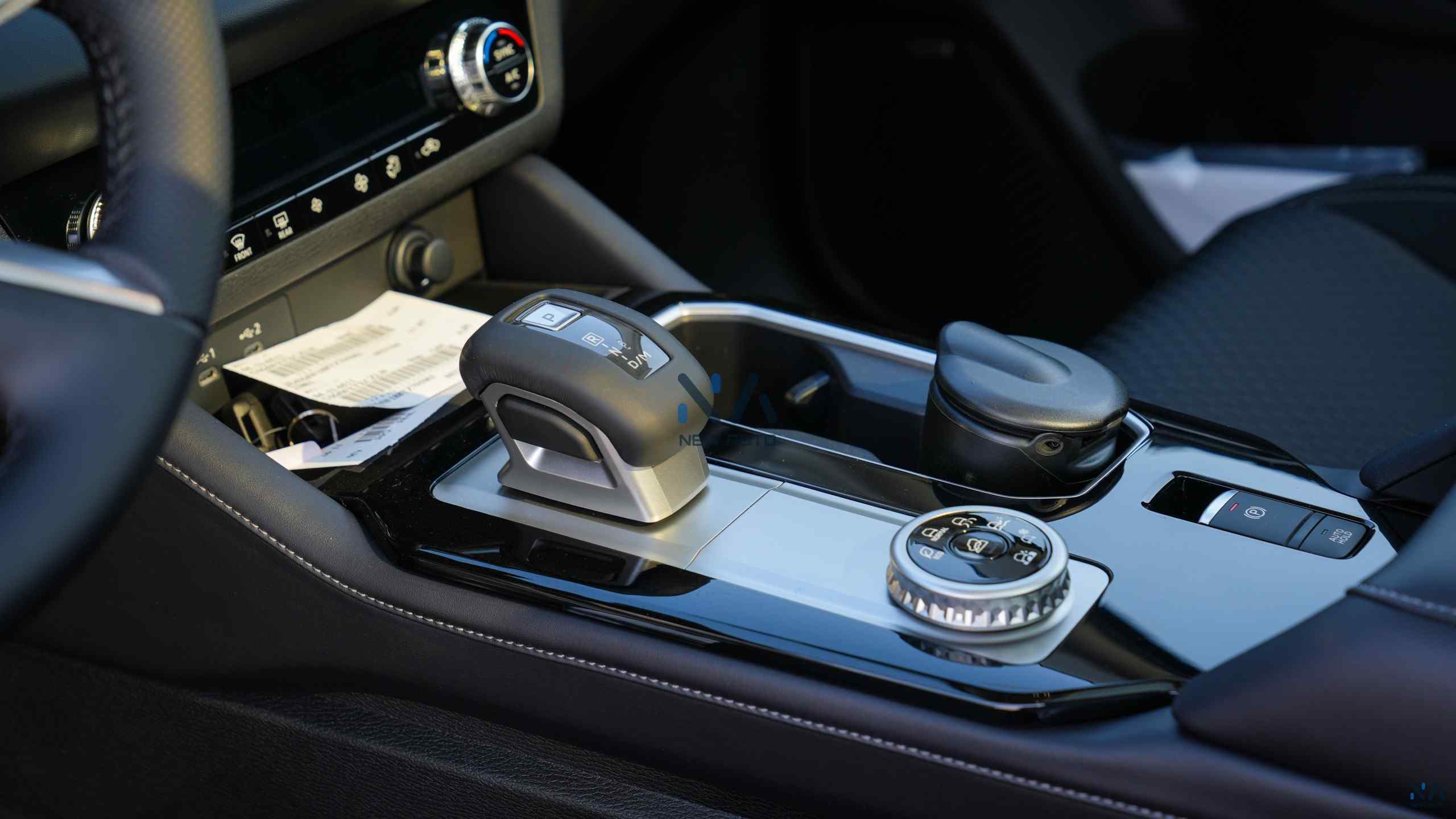 Mitsubishi Outlander High-Line (G05) Diamond White – Black 2026