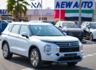 Mitsubishi Outlander High-Line (G05) Diamond White – Black 2026