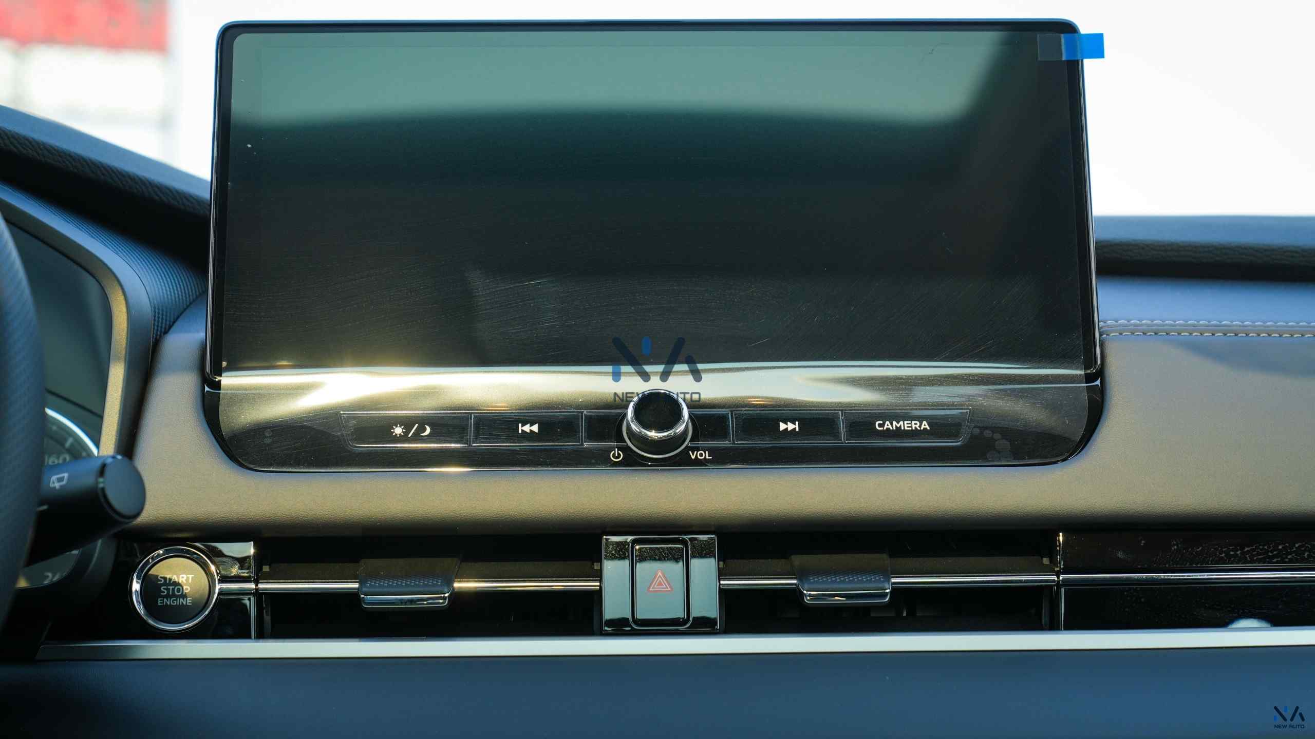 Mitsubishi Outlander High-Line (G05) Diamond White – Black 2026