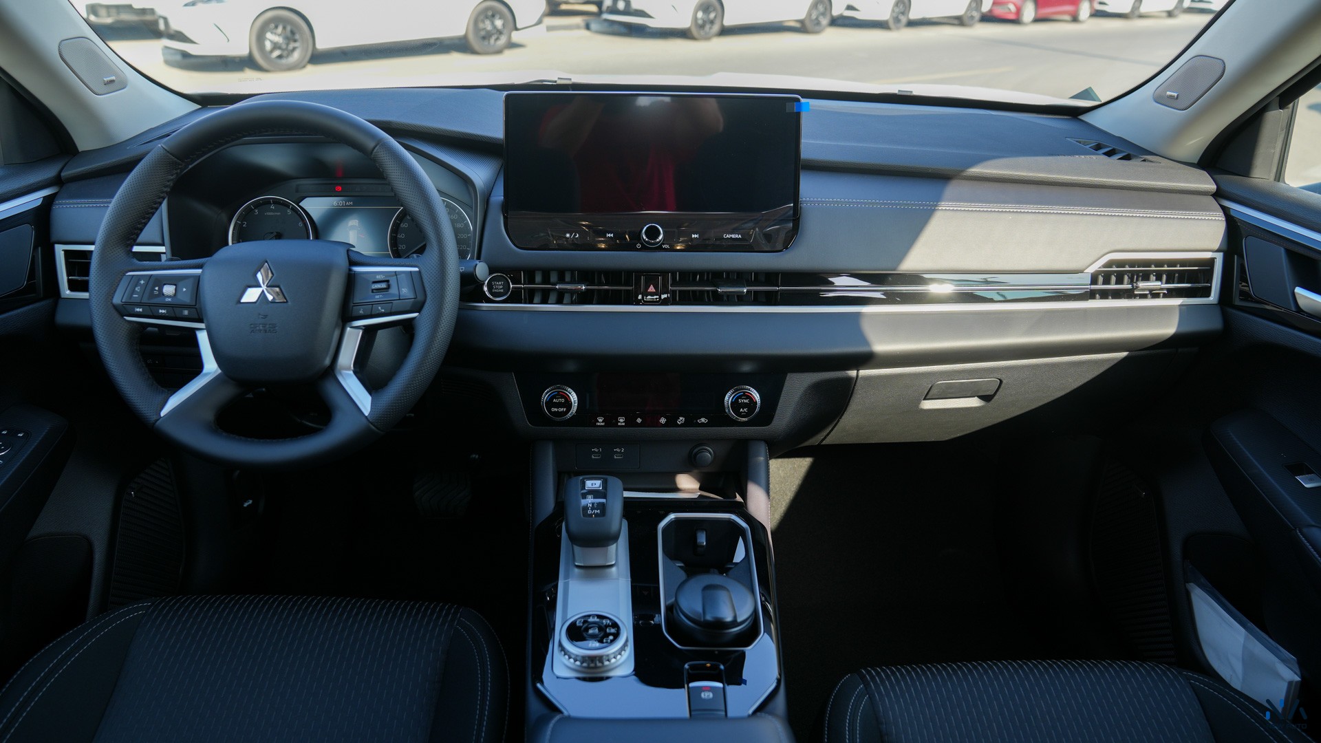 Mitsubishi Outlander High-Line (G05) Grey – Black 2026