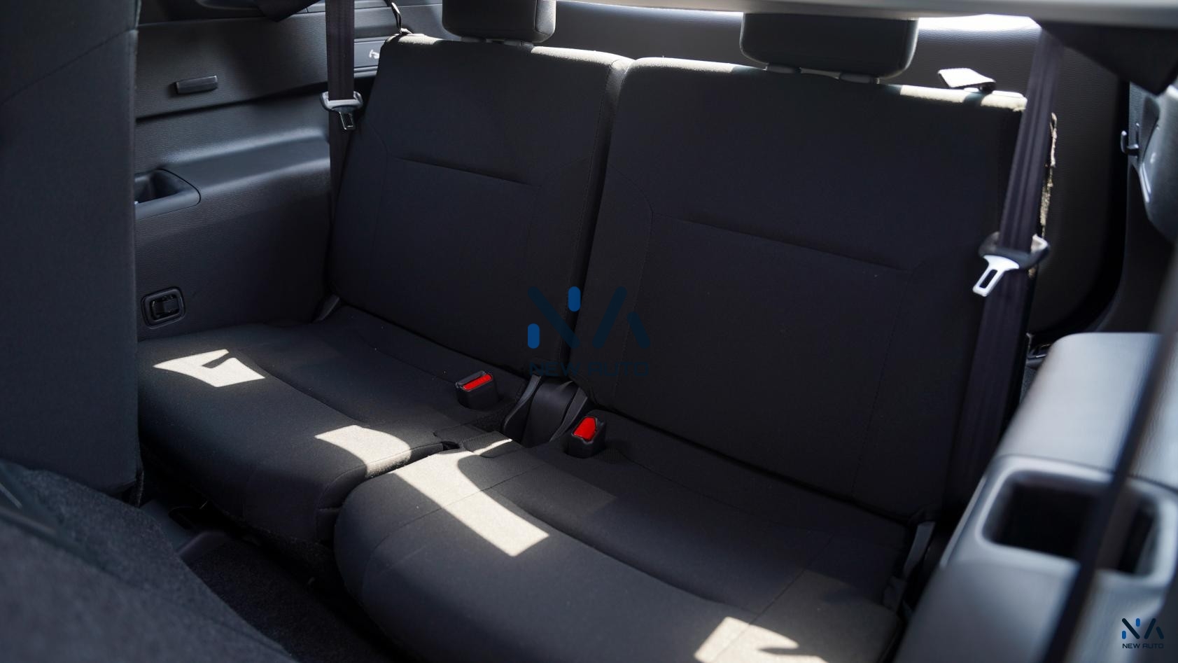 Mitsubishi Outlander High-Line (G03) Diamond Black – Black 2026