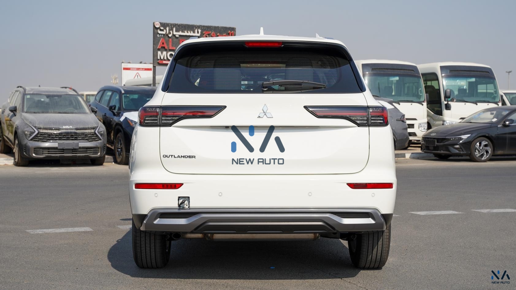 Mitsubishi Outlander High-Line (G03) Solid White – Black 2026