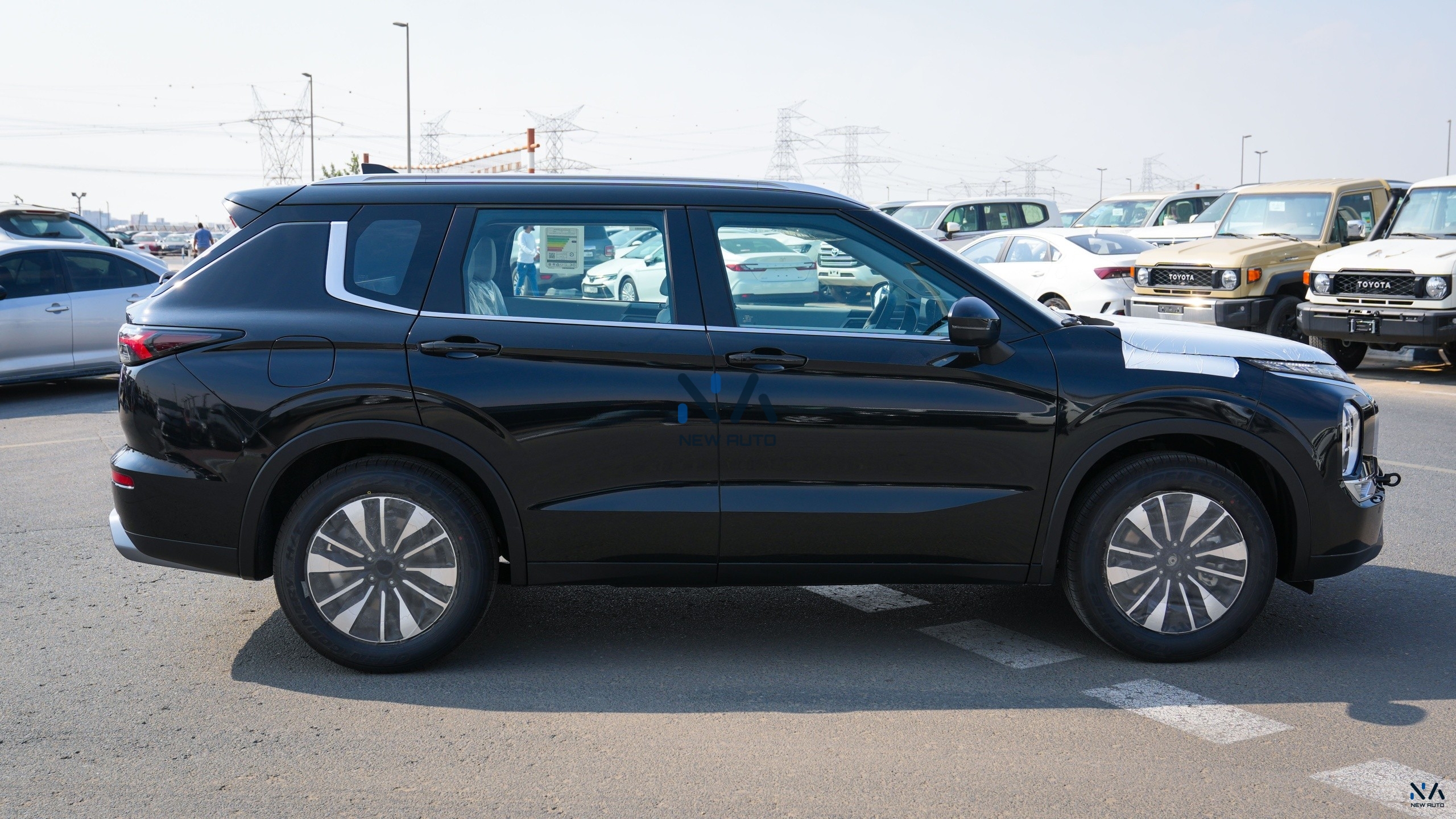 Mitsubishi Outlander High-Line (G03 Plus) Diamond Black- Grey 2026