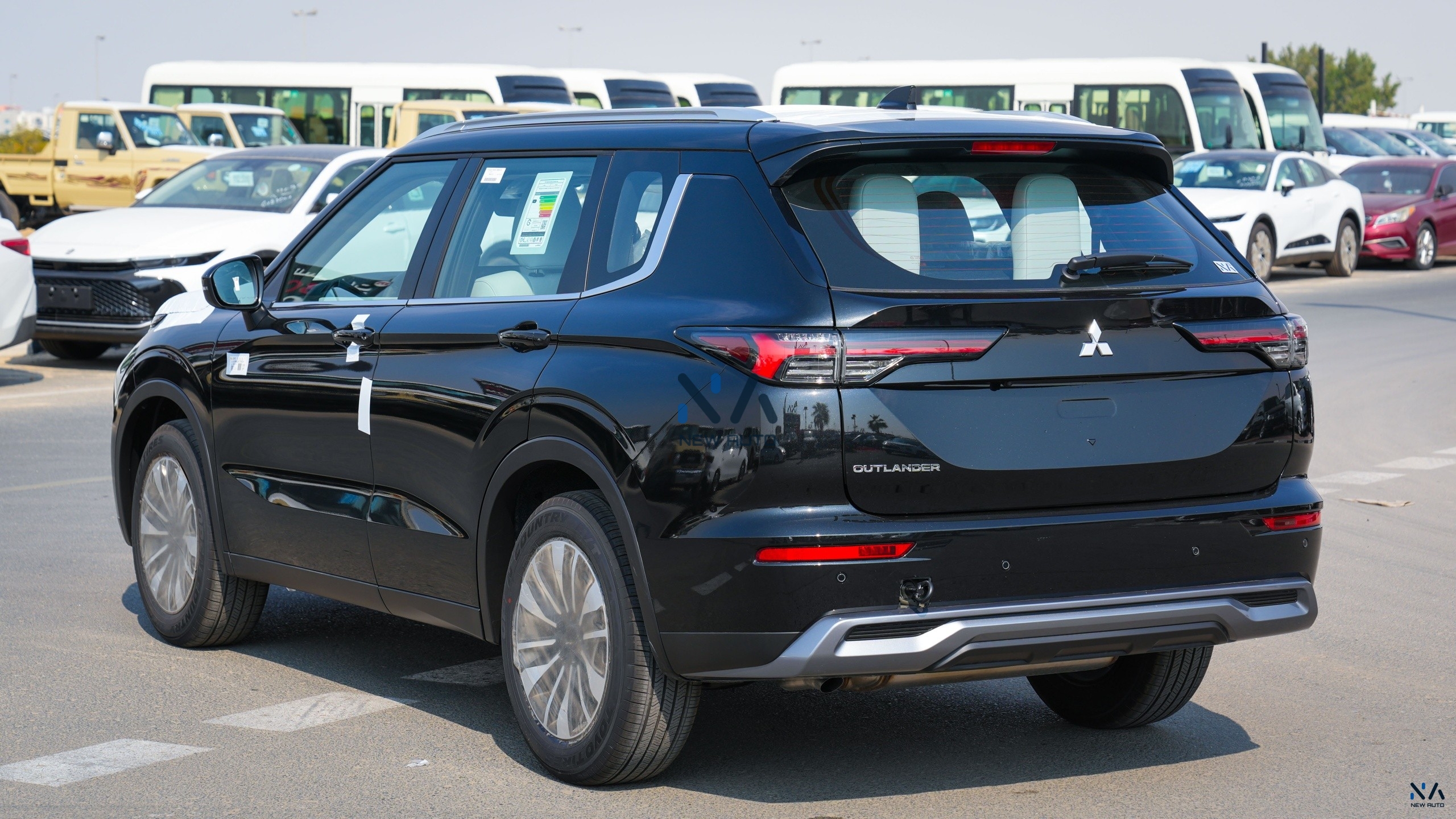 Mitsubishi Outlander High-Line (G03 Plus) Diamond Black- Grey 2026