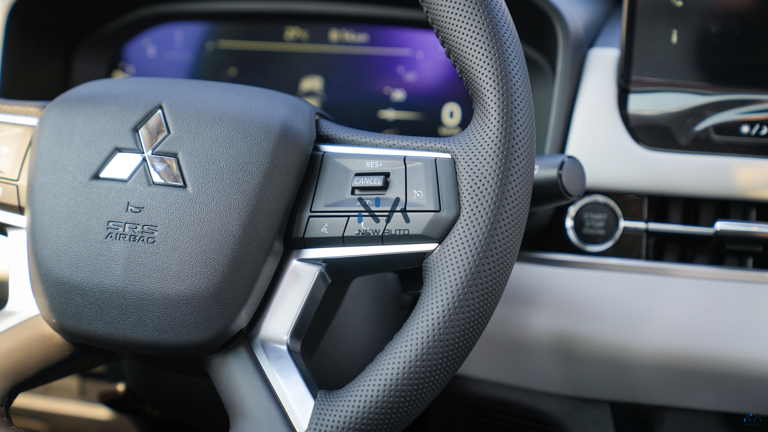 Mitsubishi Outlander High-Line (G03 Plus) Diamond Black- Grey 2026