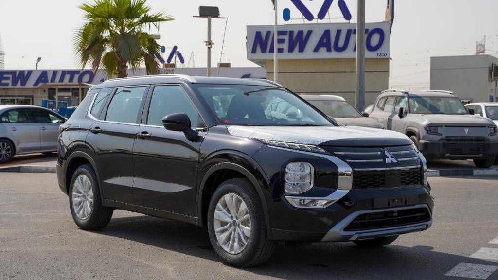 Mitsubishi Outlander High - Line Diamond Black - Black 2026 vehicle at New Auto FZCO