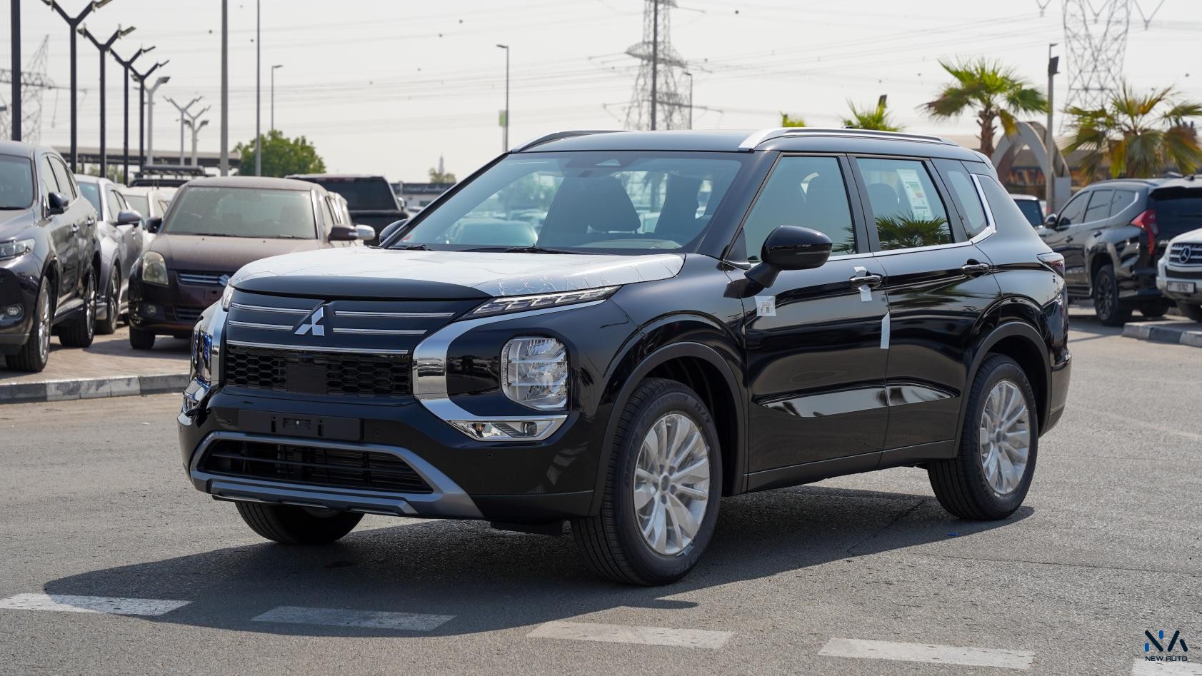 Mitsubishi Outlander High-Line (G03) Diamond Black – Black 2026