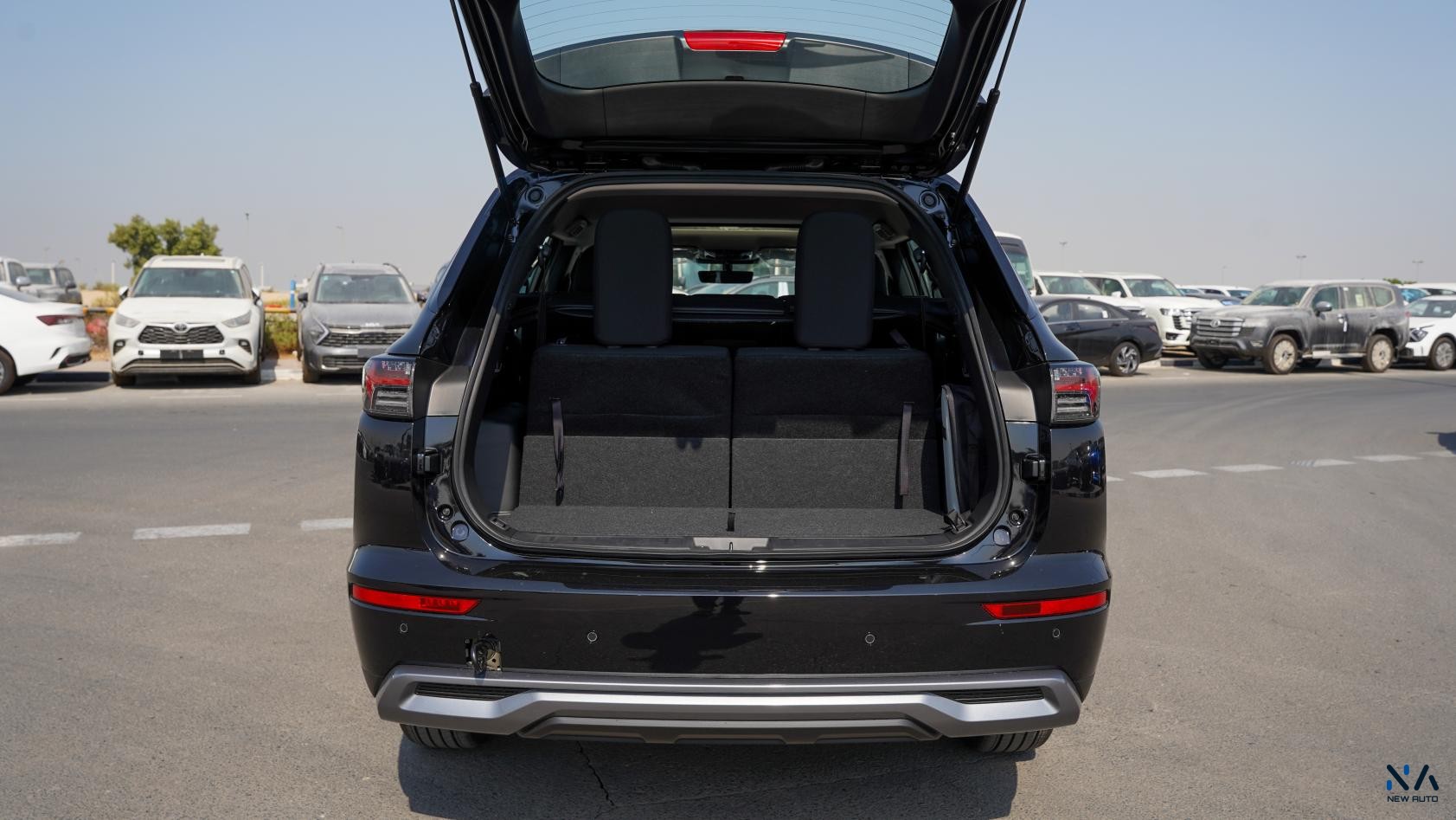 Mitsubishi Outlander High-Line (G03) Diamond Black – Black 2026