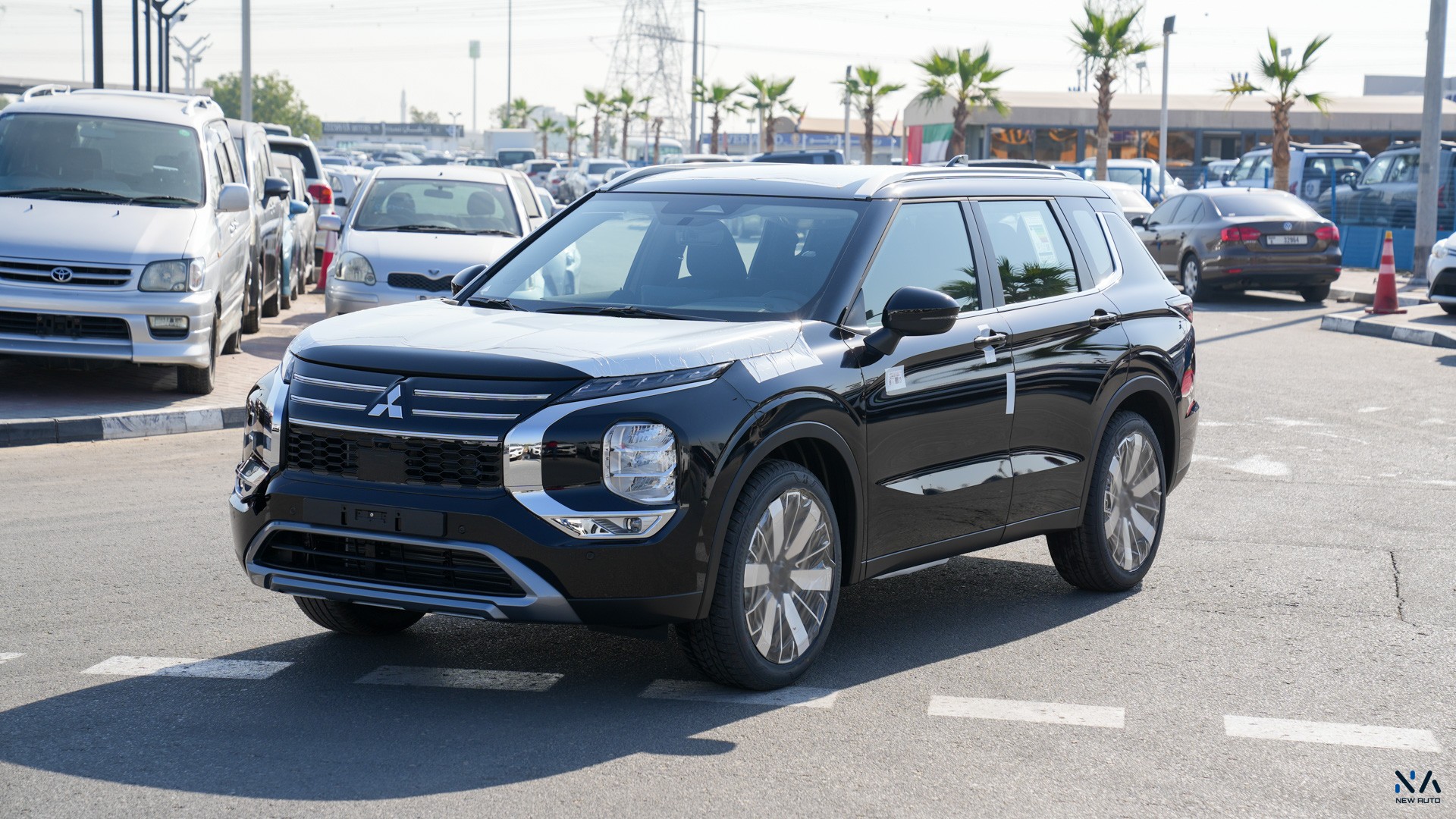 Mitsubishi Outlander High-Line (G12) Black – Black 2026