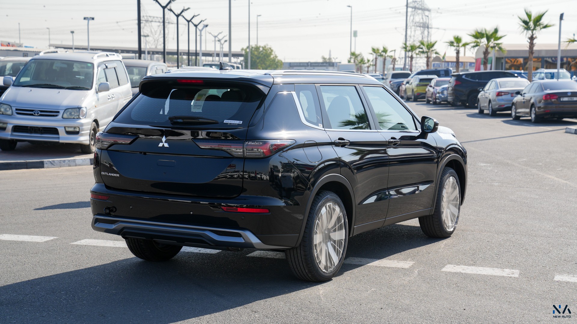 Mitsubishi Outlander High-Line (G12) Black – Black 2026