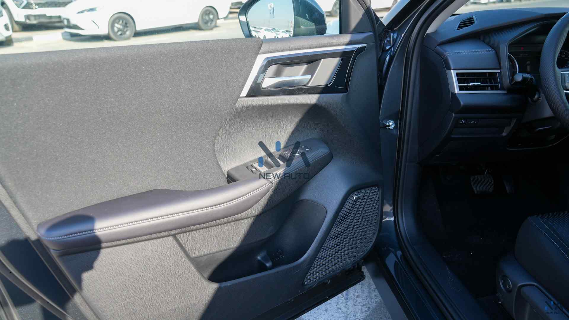 Mitsubishi Outlander High-Line (G05) Grey – Black 2026