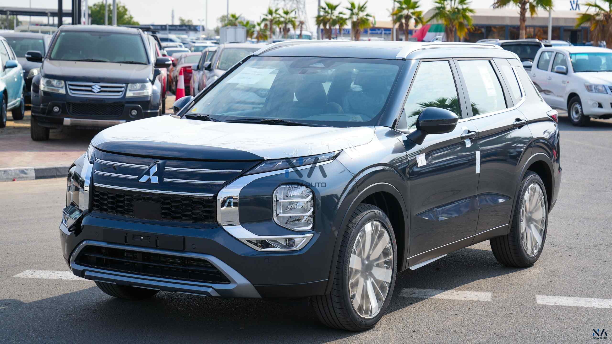 Mitsubishi Outlander High-Line (G06) Grey – Black 2026