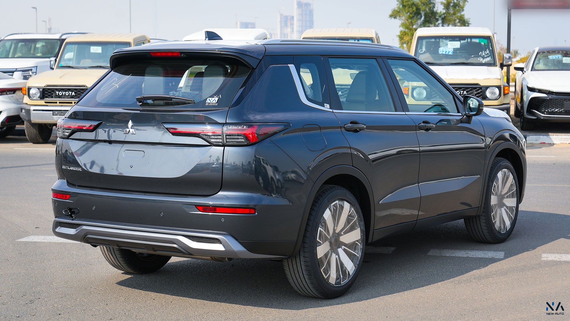 Mitsubishi Outlander High-Line (G06) Grey – Black 2026