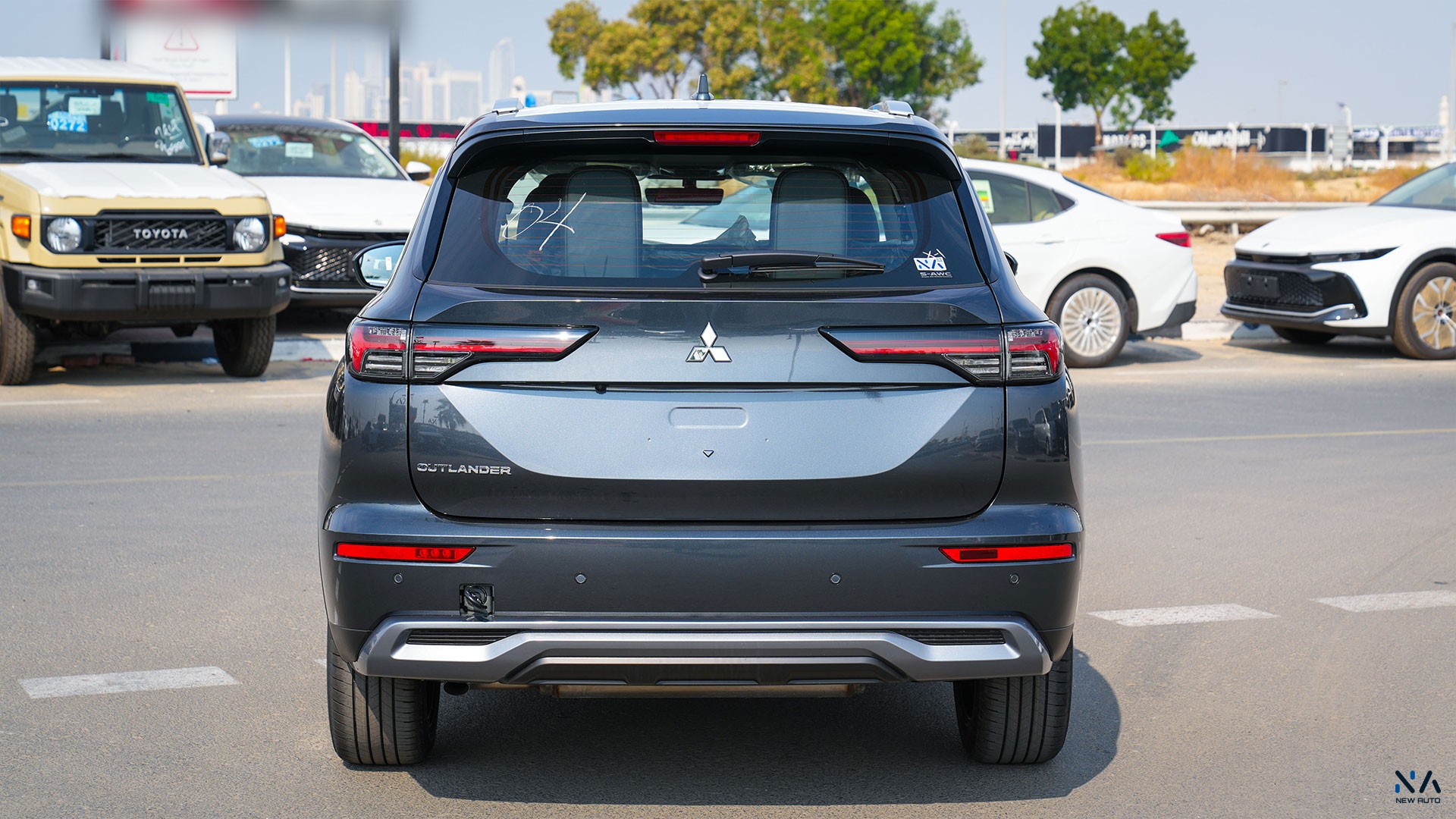Mitsubishi Outlander High-Line (G06) Grey – Black 2026