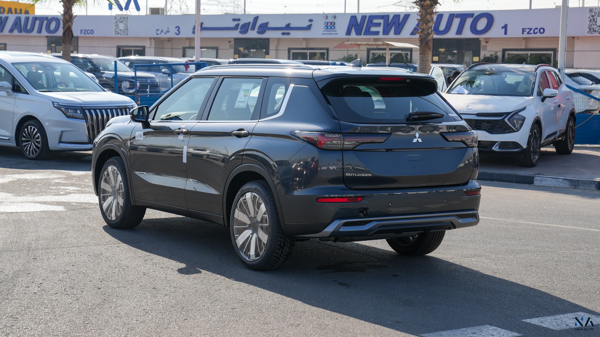 Mitsubishi Outlander High-Line (G12) Grey – Black 2026