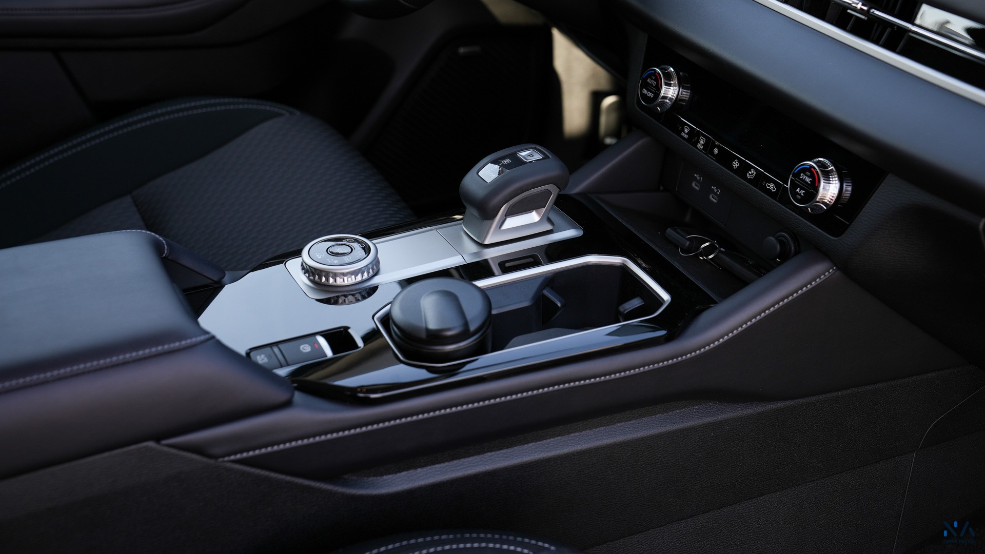 Mitsubishi Outlander High-Line (G12) Moonstone Grey – Black 2026