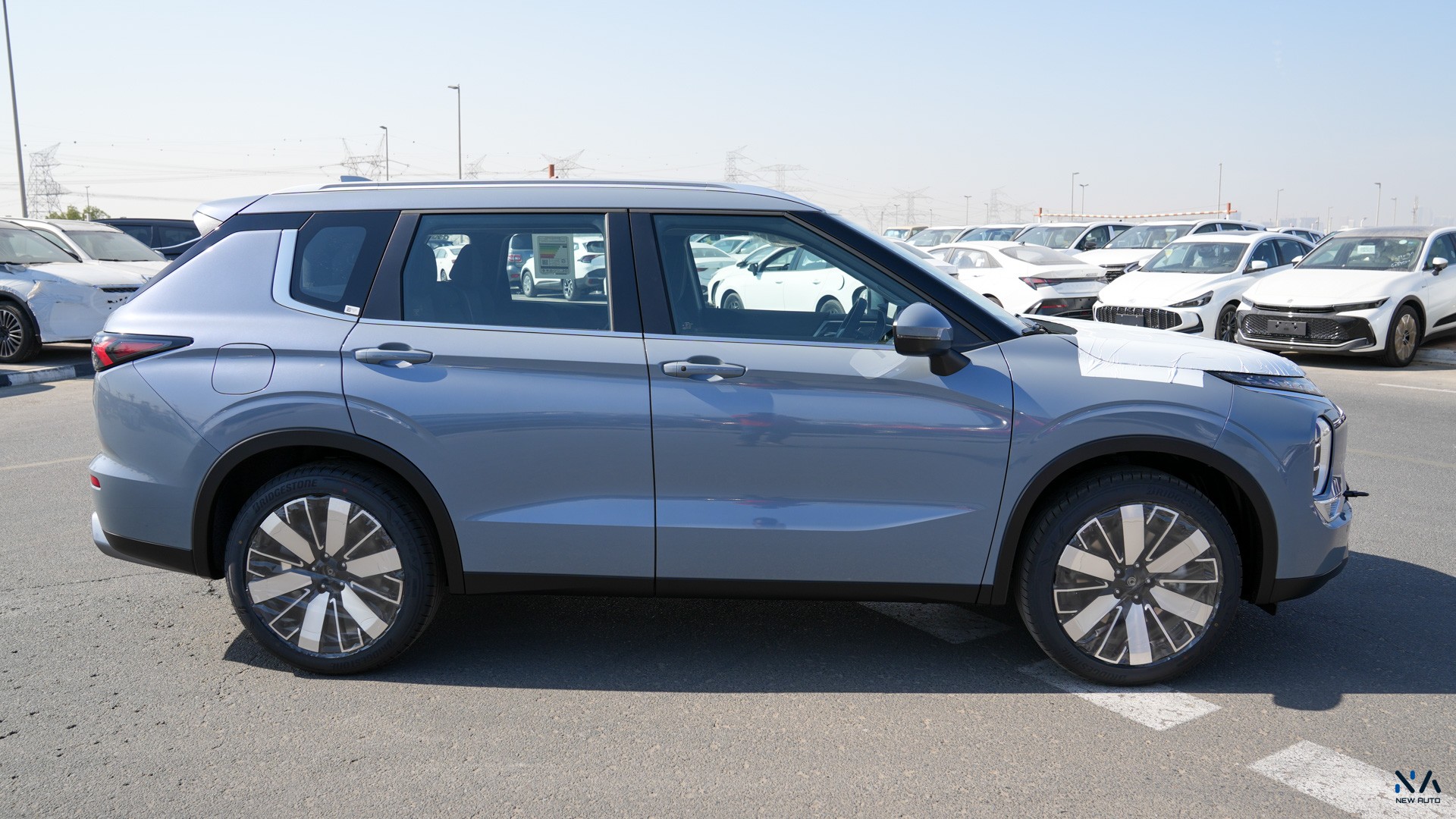 Mitsubishi Outlander High-Line (G12) Moonstone Grey – Black 2026