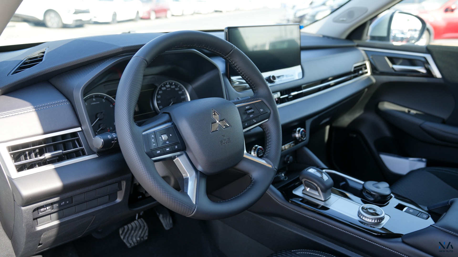 Mitsubishi Outlander High-Line (G12) Moonstone Grey – Black 2026