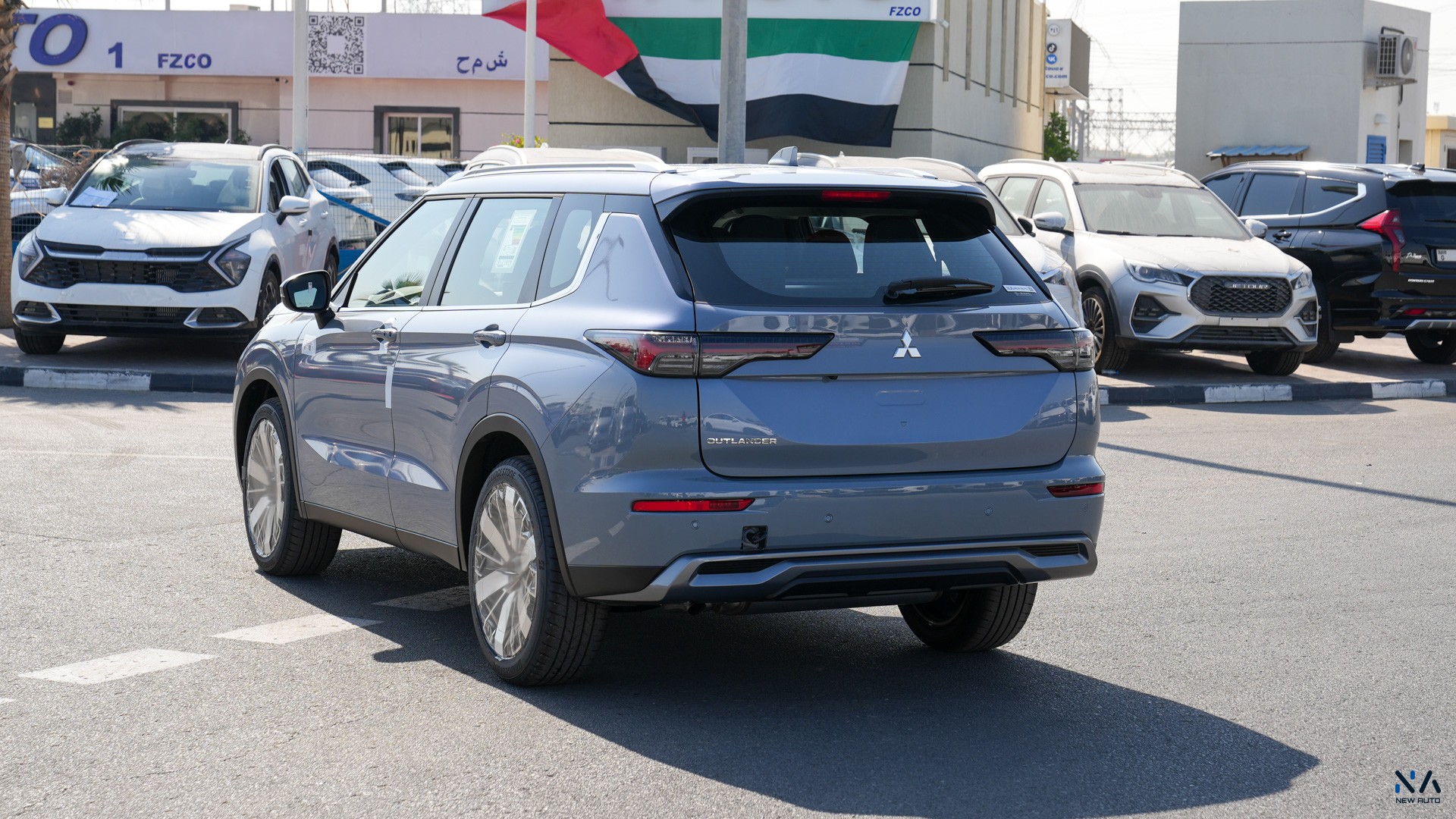 Mitsubishi Outlander High-Line (G12) Moonstone Grey – Black 2026