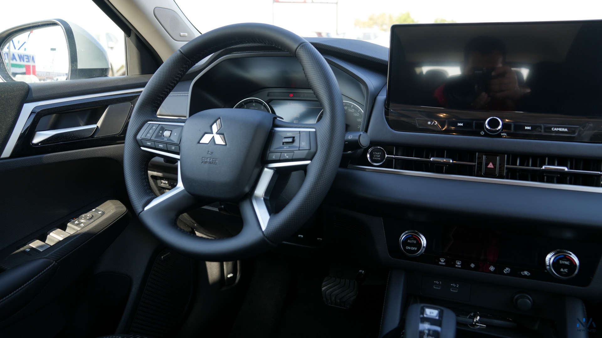 Mitsubishi Outlander High-Line (G12) Moonstone Grey – Black 2026