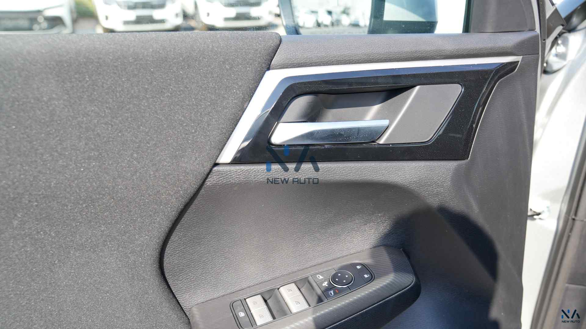 Mitsubishi Outlander High-Line (G05) Silver – Black 2026