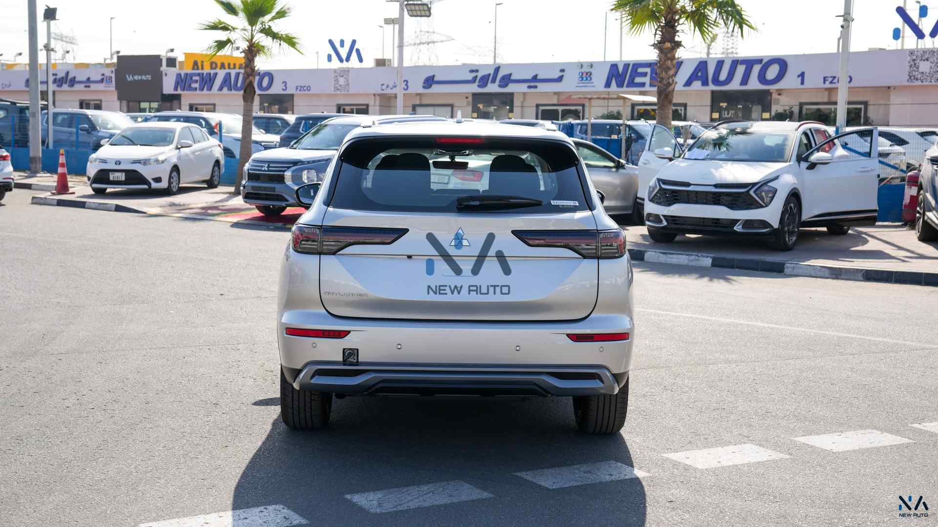 Mitsubishi Outlander High-Line (G05) Silver – Black 2026