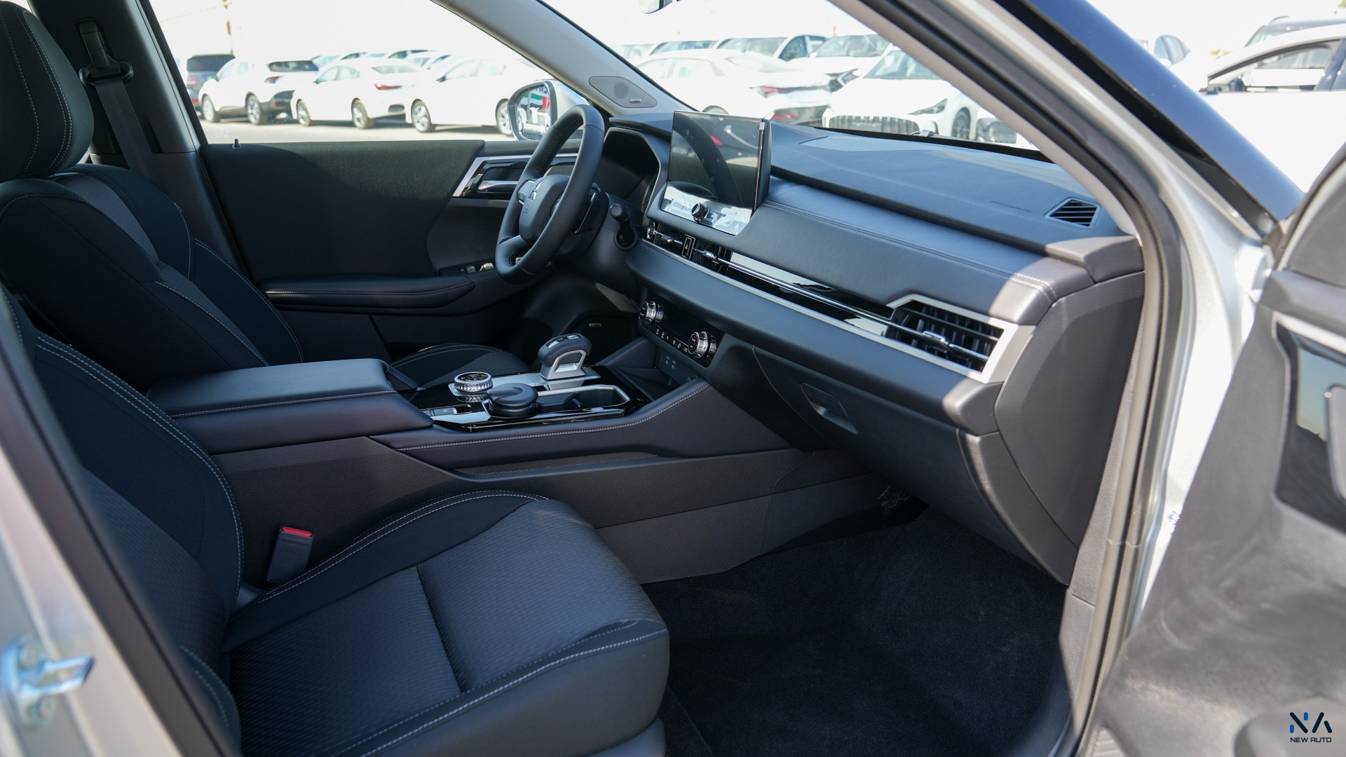 Mitsubishi Outlander High-Line (G12) Silver – Black 2026